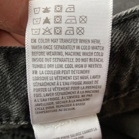 American Eagle Black Denim Mini Skirt distressed destroyed Button Fly Size 8 - Picture 7 of 7